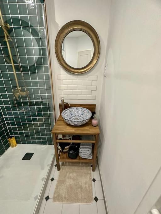 Appartement Au Coeur De La Ville Fortifiee Boulogne-sur-Mer Exteriör bild